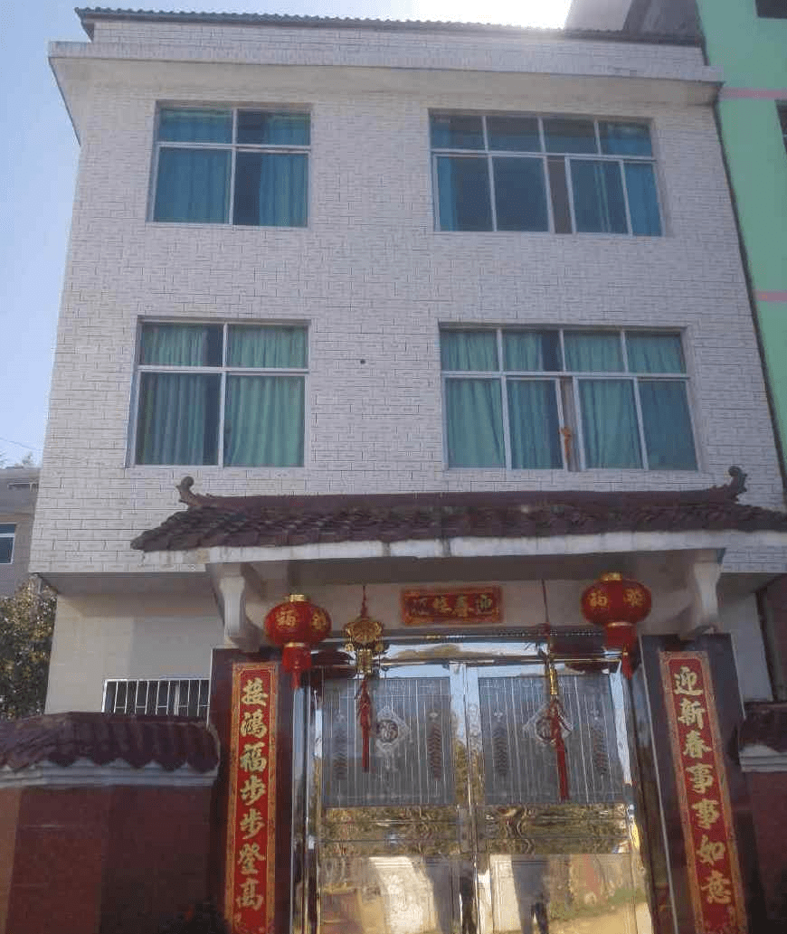 苹果照片做成两寸电子版:65万建的农村别墅，外表被吐槽很丑，看到室内装修一个都不敢吭声