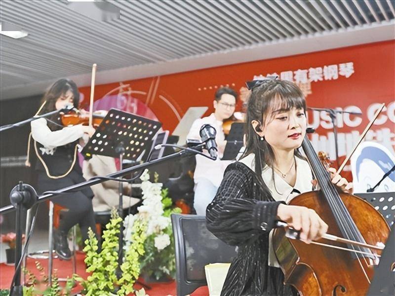 郑州手机:“音”为有你春暖花开 郑州地铁音乐会倾情开演