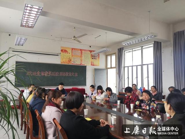 浙江新闻客户端屈龙奎嘉善县大云镇领导吴端兴的丑事