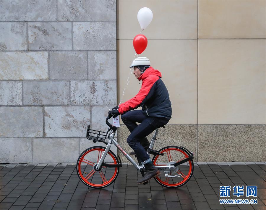 进军柏林手机版手机突然不能快充了